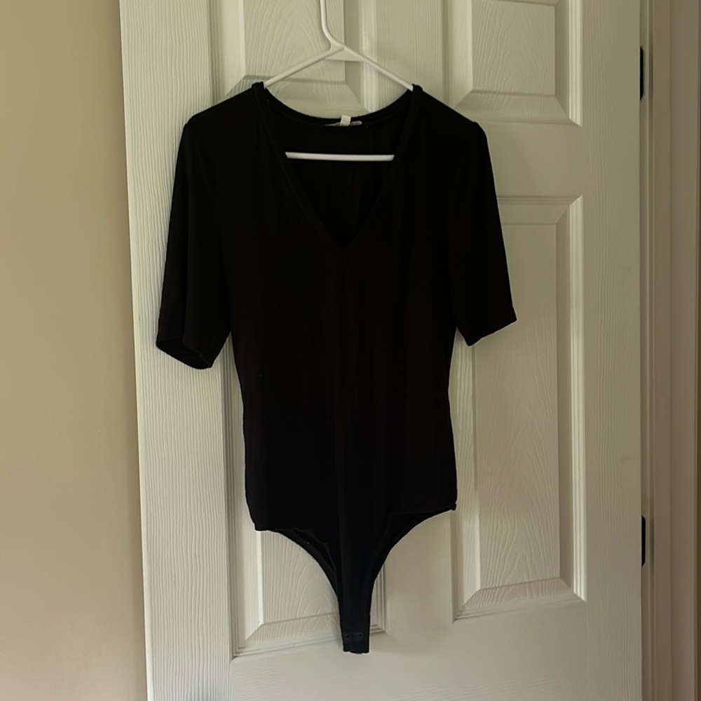 Gianni Bini neck ribbed bodysuit size xl black GUC some piling under arms
